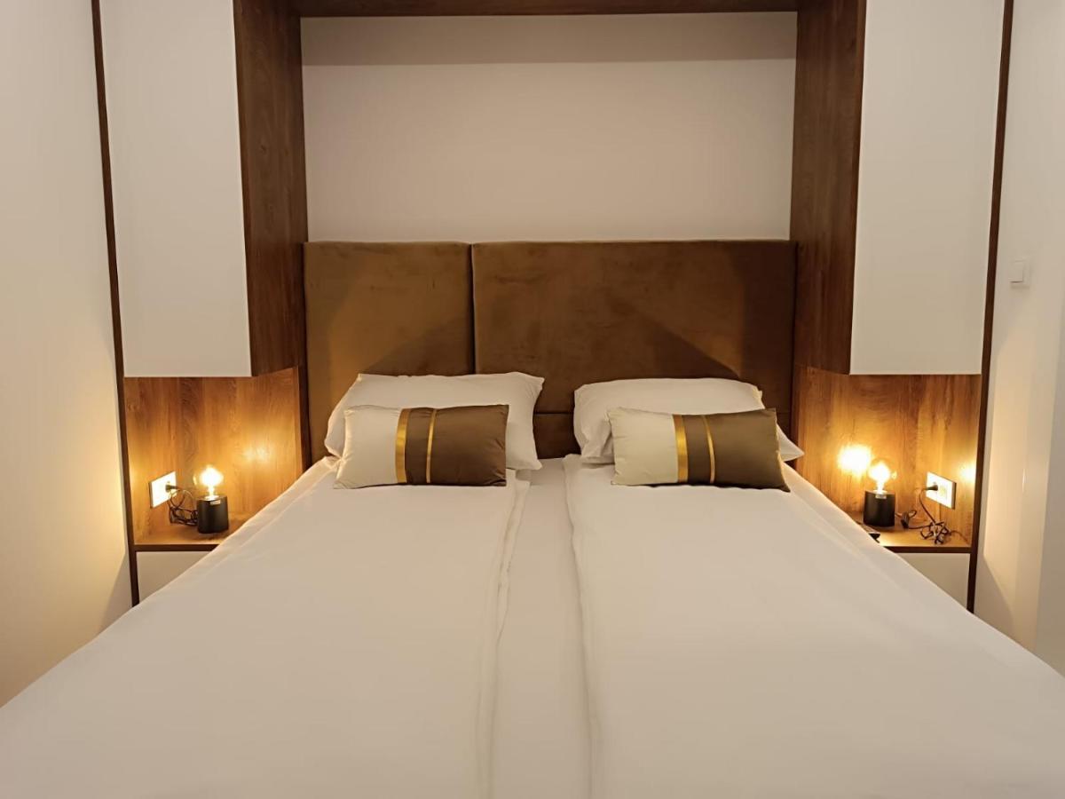 Boutique Apartment Сараево Экстерьер фото